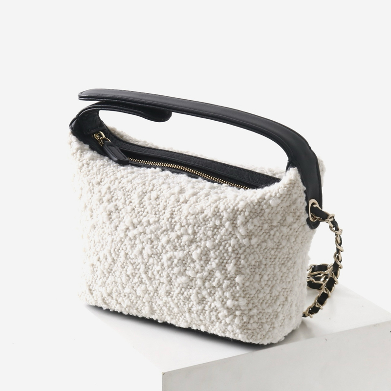 Leather Classic Mini Hobos Bag - огляд і ціна Mini Purse Chain